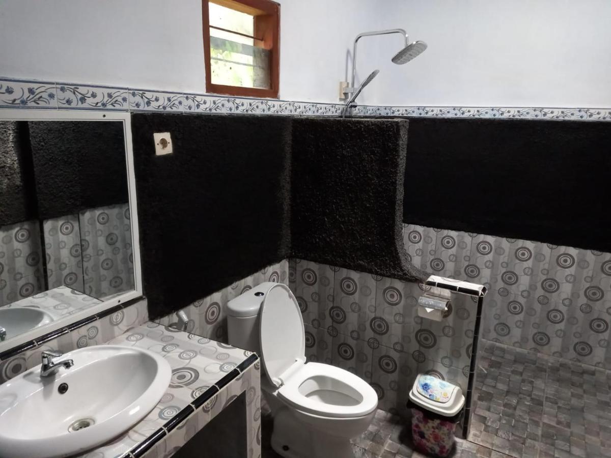 Juda Homestay Banyuwangi  Eksteriør billede