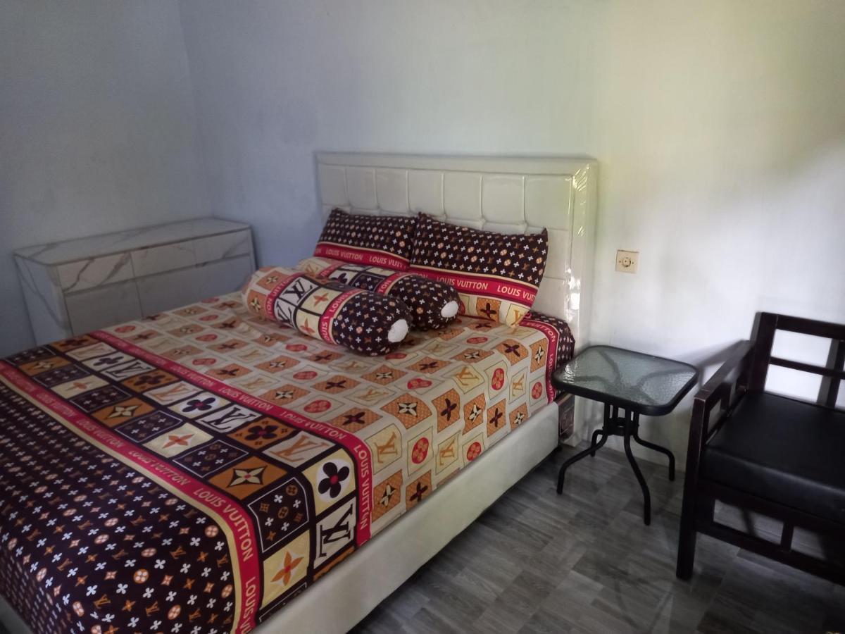 Juda Homestay Banyuwangi  Eksteriør billede